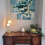Crescent View & Quiet Sleeps 4 Daire