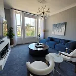 Crescent View & Quiet Sleeps 4 Daire *