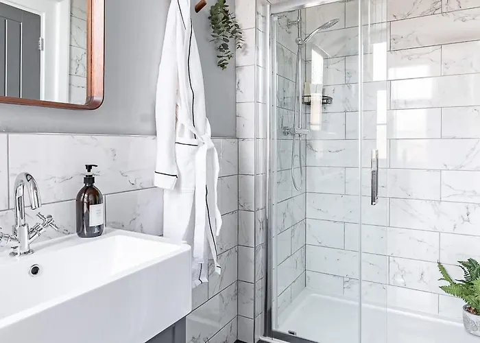 Crescent View Central & Quiet Sleeps 4 スカーバラ