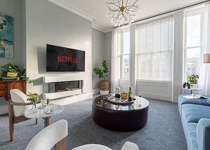 Apartamento Crescent View Central & Quiet Sleeps 4