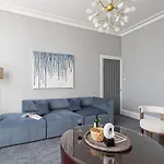 Crescent View & Quiet Sleeps 4