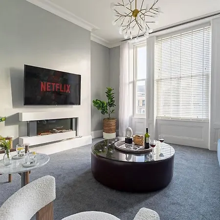 Apartmán Crescent View Central & Quiet Sleeps 4