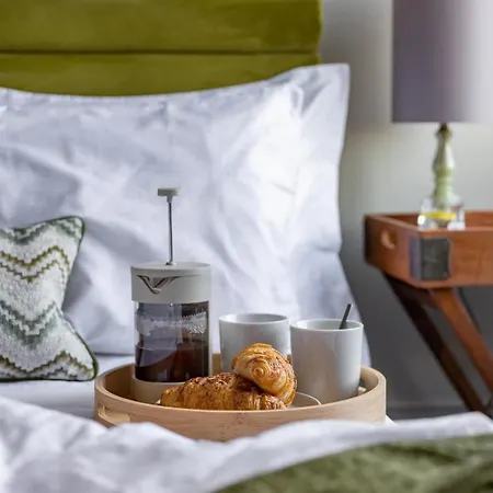 Crescent View Central & Quiet Sleeps 4 Apartmán